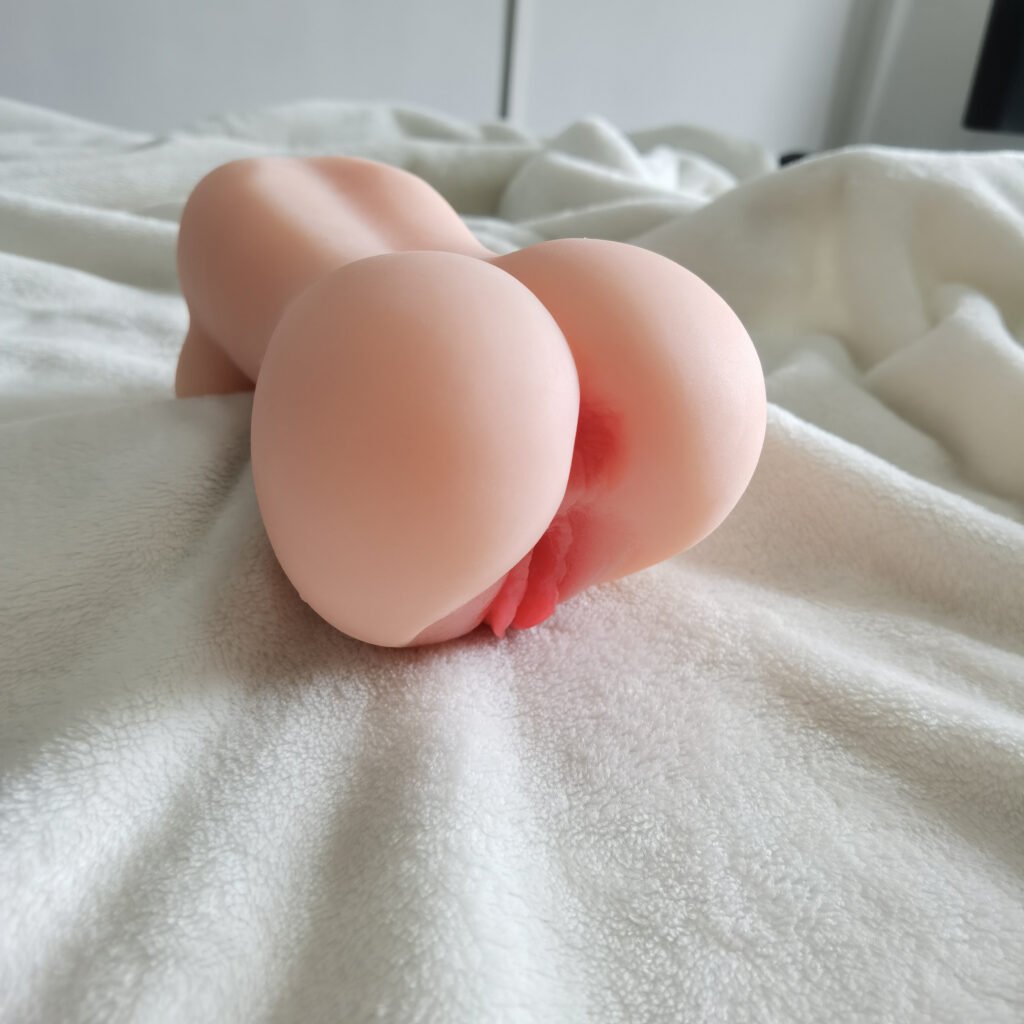 Enchantress realistic vagina and anal dual-entry design