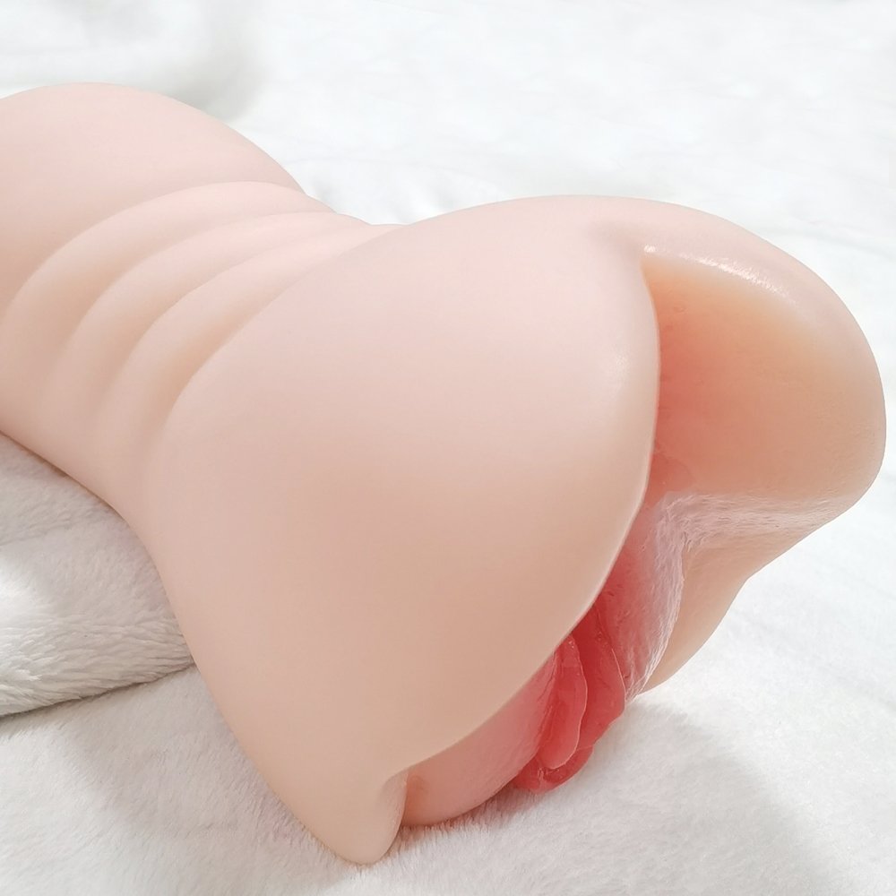 Lifelike skin touch and anatomical precision